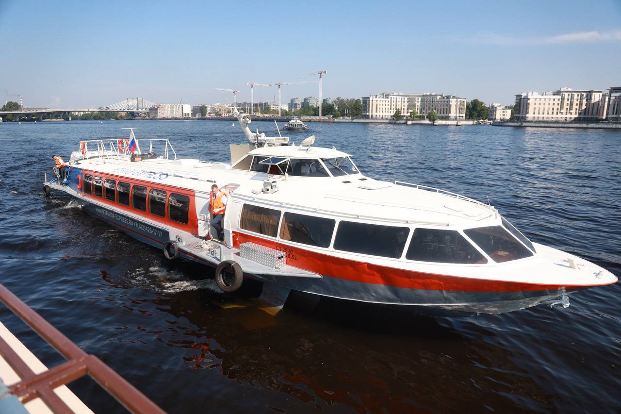 В городе Петра открыли короткий маршрут до Петергофа - Портал Северо-Запада